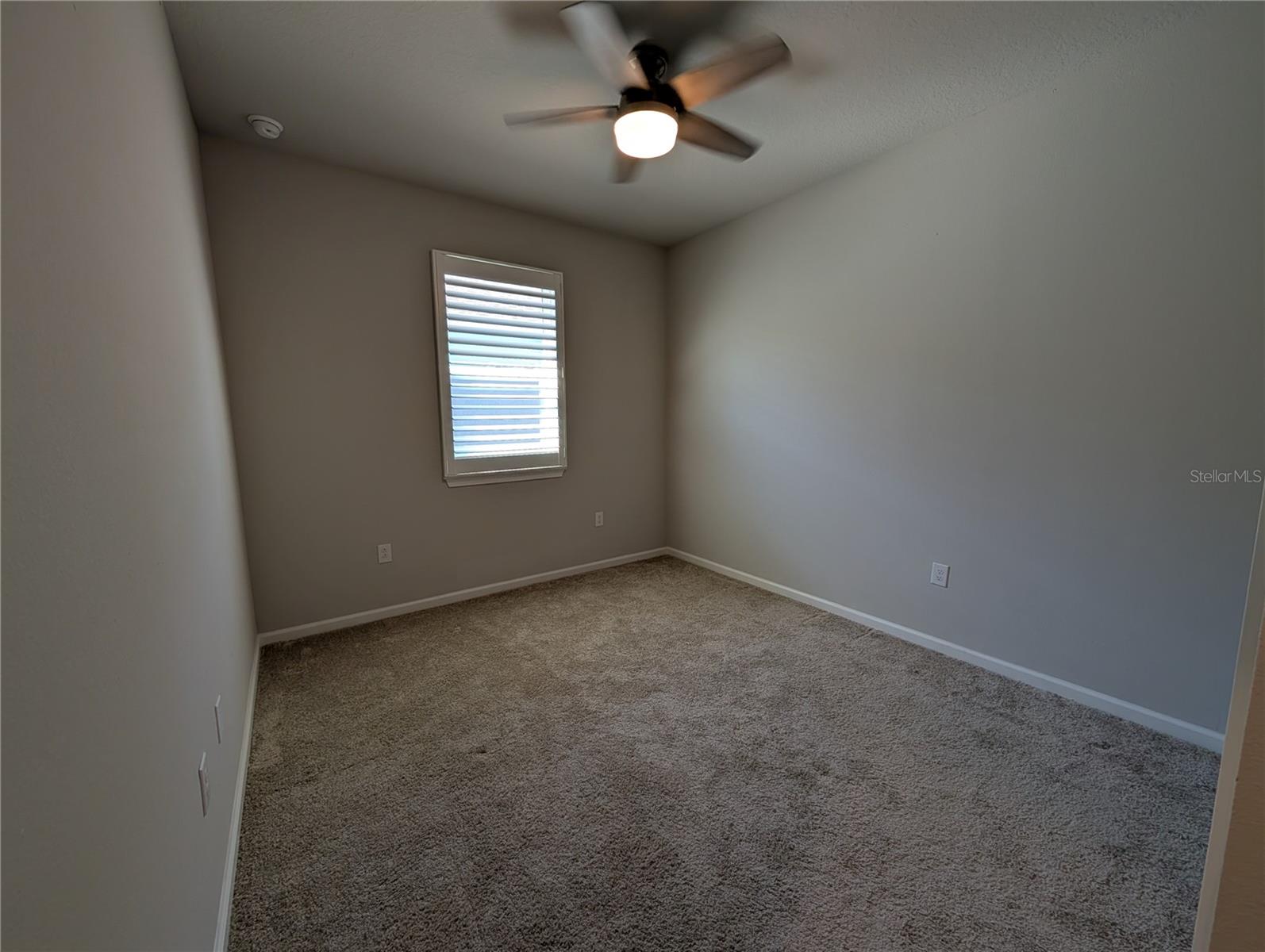 THE PRESERVE AT LA PALOMA - Residential Lease