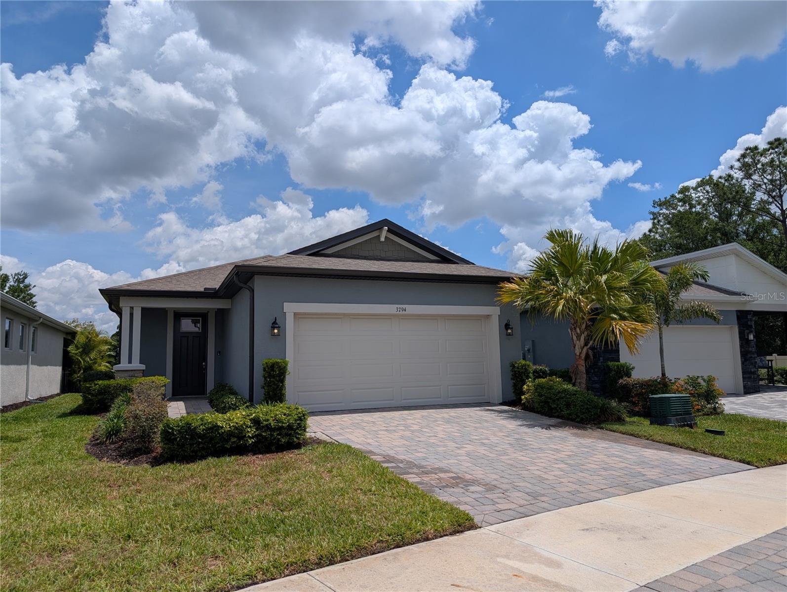 THE PRESERVE AT LA PALOMA - Residential Lease