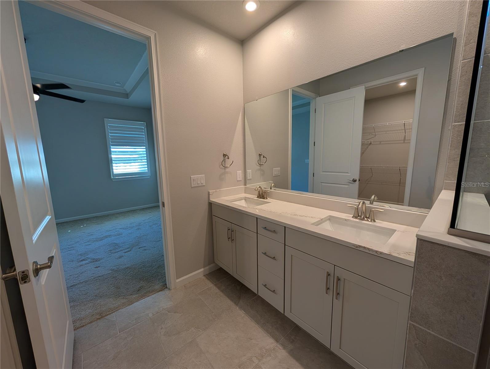 THE PRESERVE AT LA PALOMA - Residential Lease