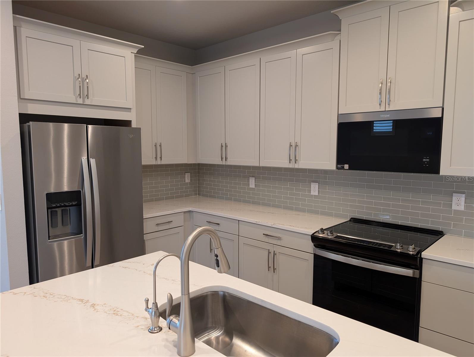 THE PRESERVE AT LA PALOMA - Residential Lease