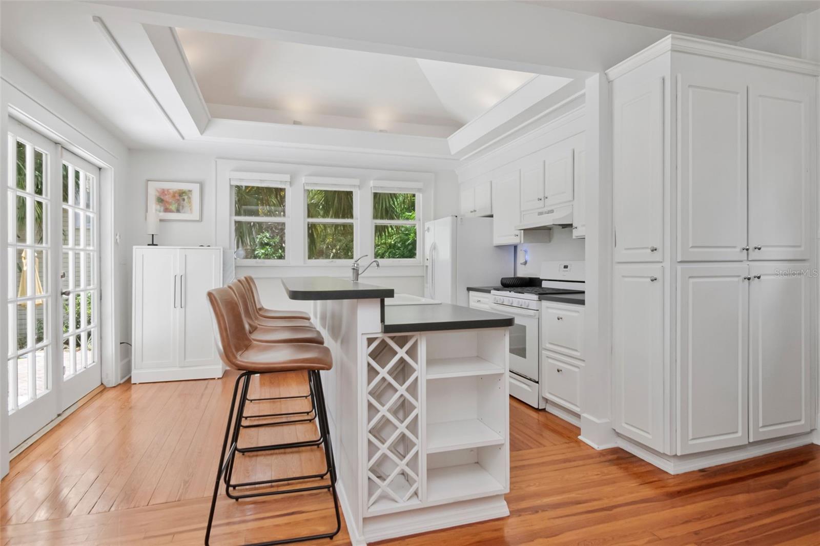 BAY SHORE REV - Residential Lease