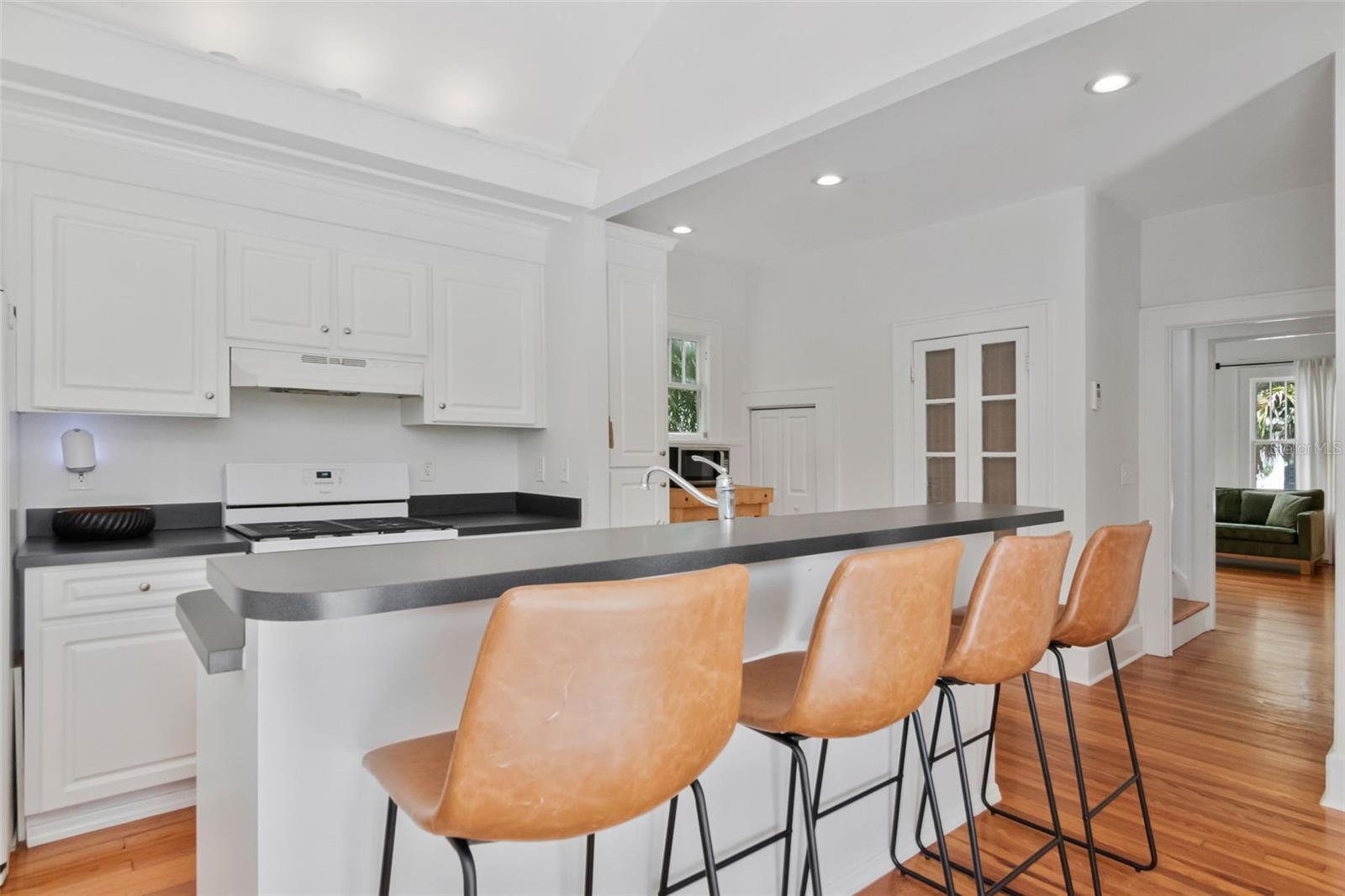 BAY SHORE REV - Residential Lease