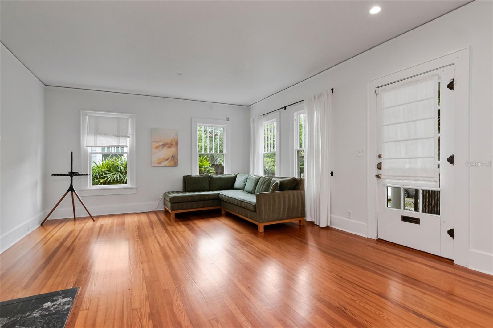 BAY SHORE REV - Residential Lease