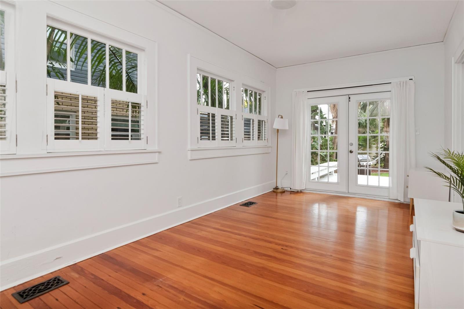 BAY SHORE REV - Residential Lease
