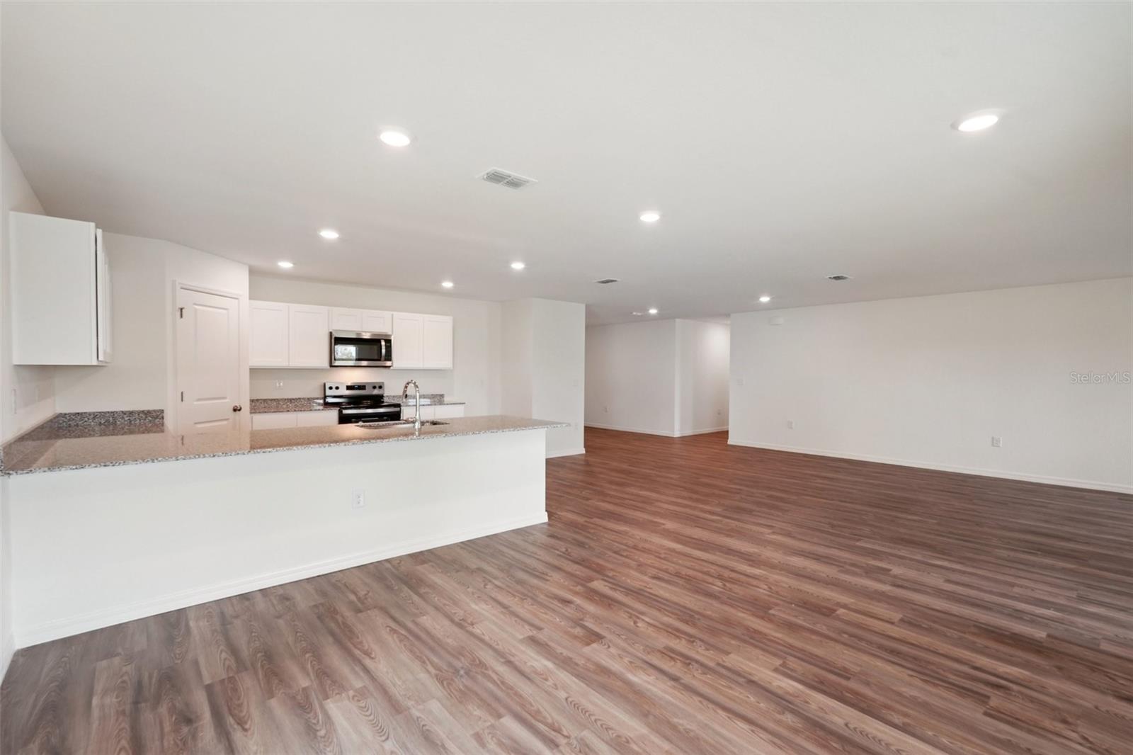 ROYAL HIGHLANDS UNIT 7 - Residential