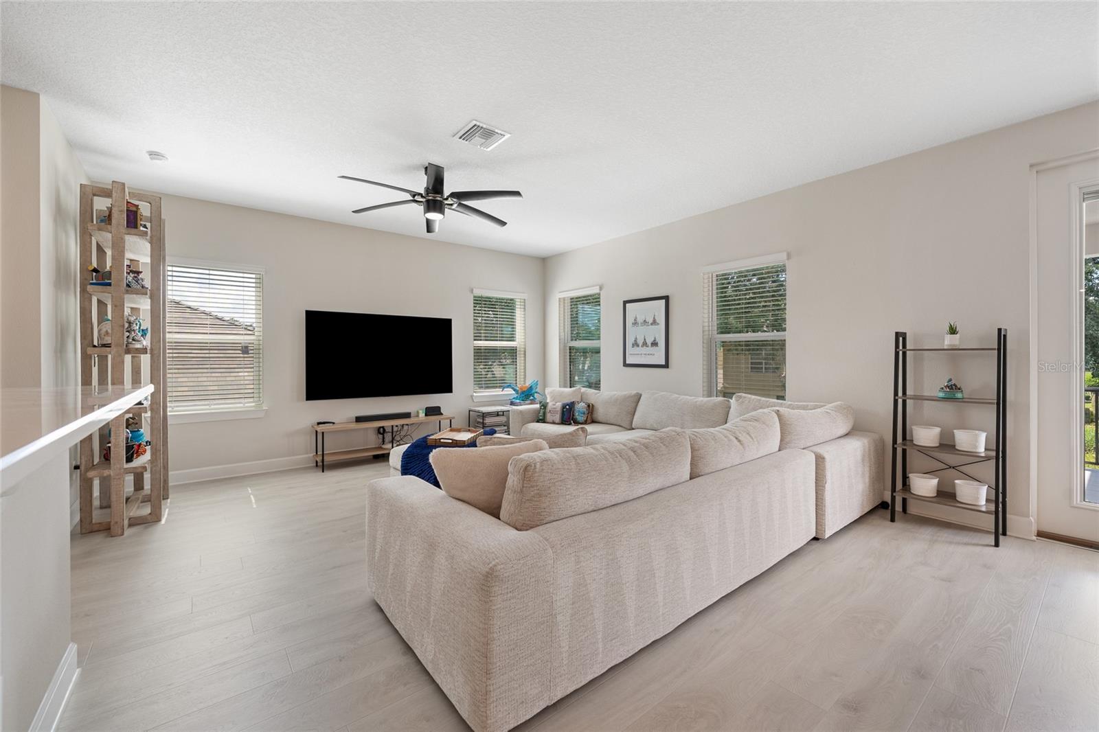 FIRE CREEK - Residential