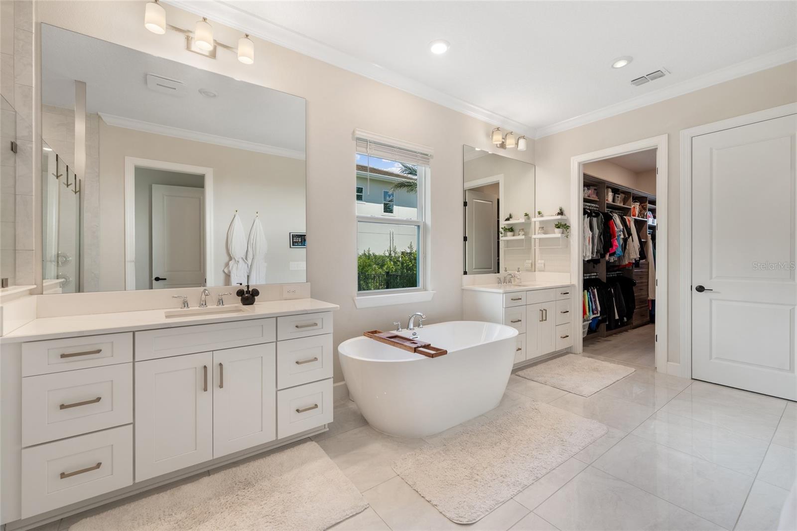 FIRE CREEK - Residential