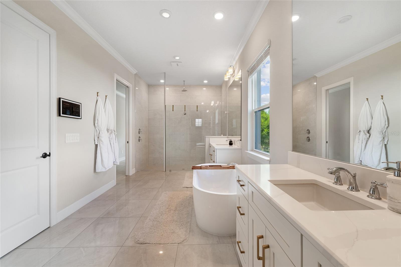 FIRE CREEK - Residential