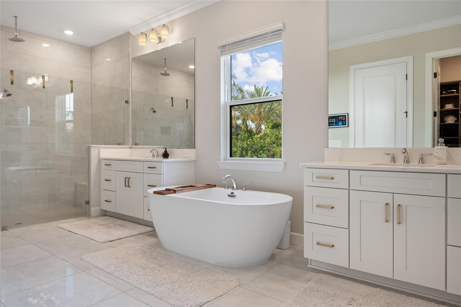 FIRE CREEK - Residential
