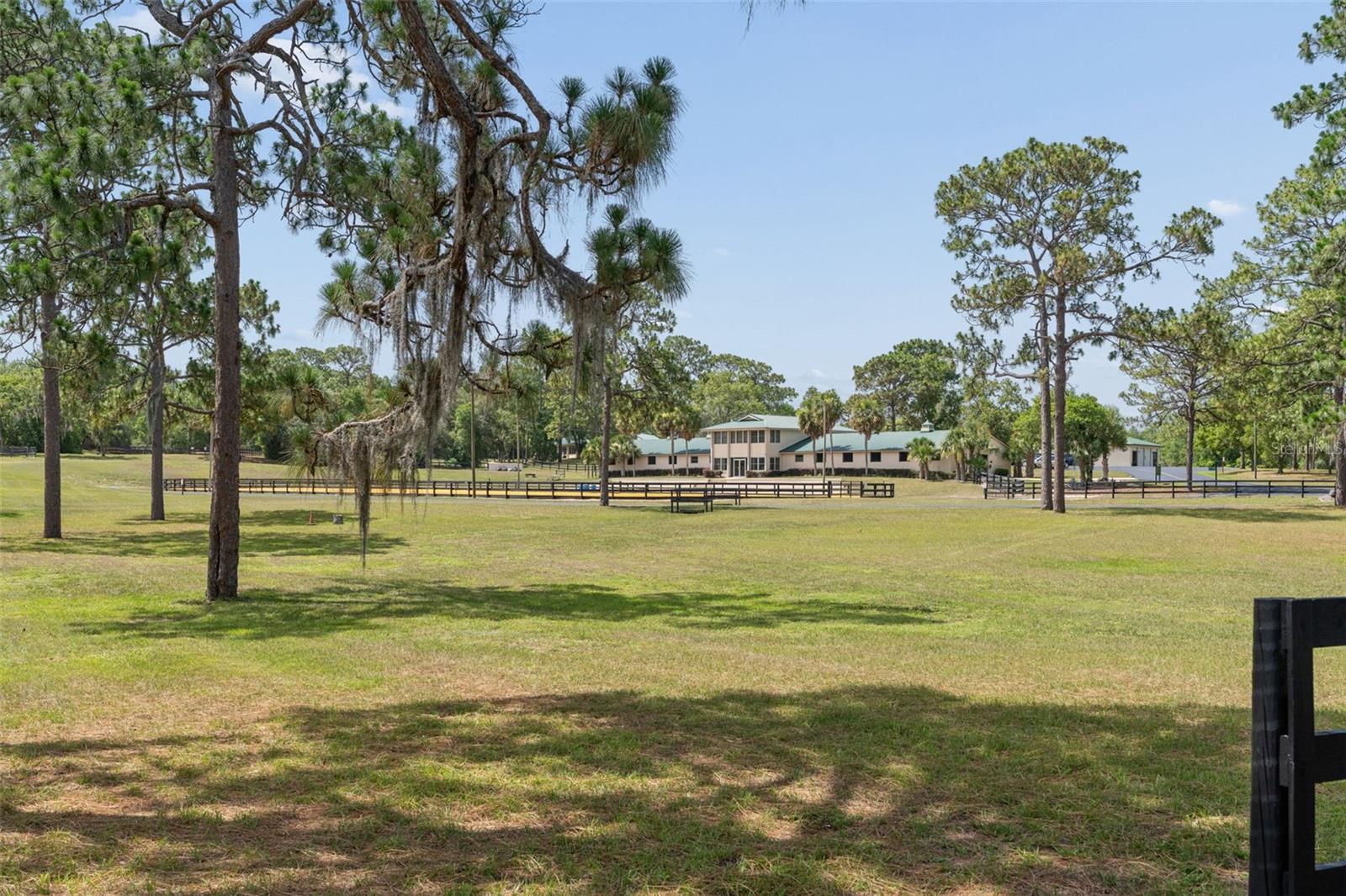 PINE RIDGE UNIT 03 - Residential