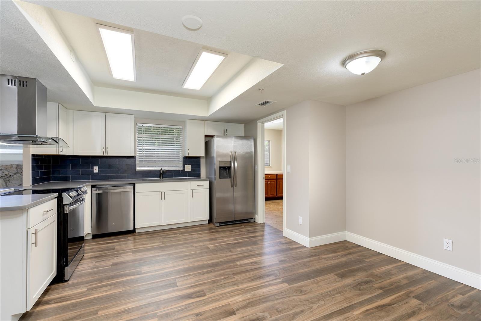 LA FLORESTA UNIT 2 - Residential