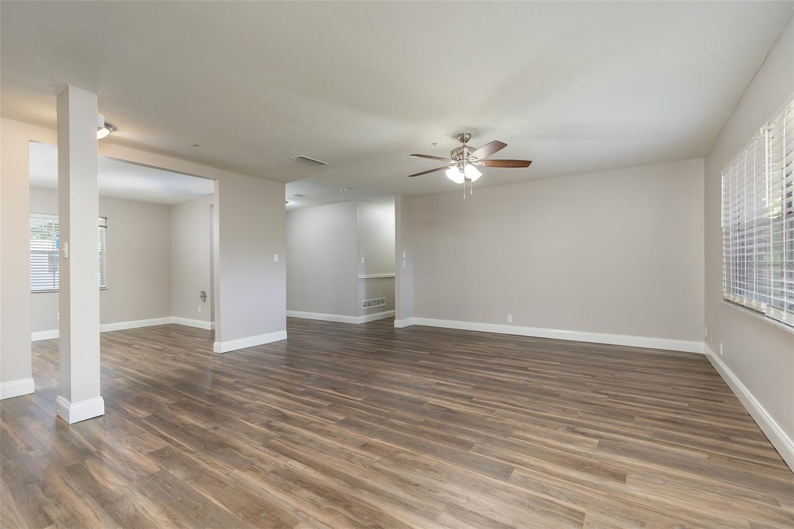 LA FLORESTA UNIT 2 - Residential