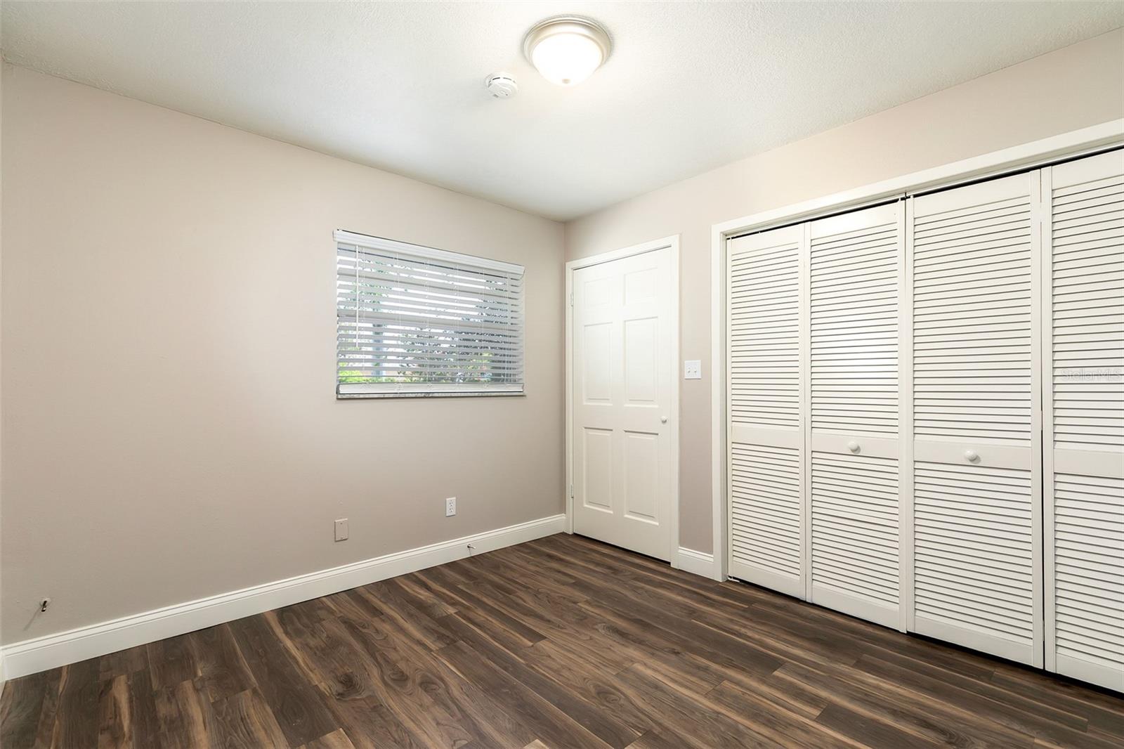 LA FLORESTA UNIT 2 - Residential