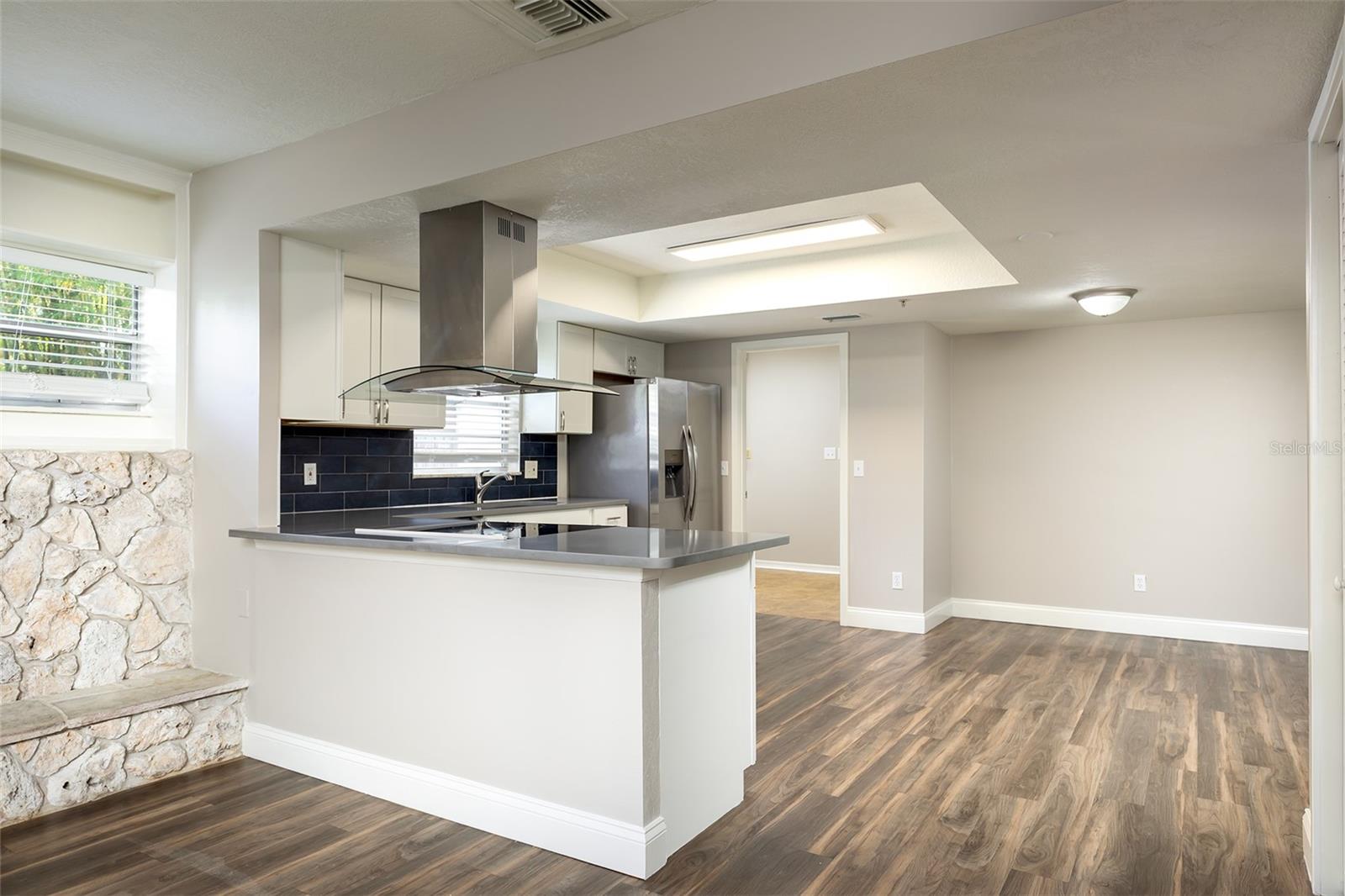 LA FLORESTA UNIT 2 - Residential