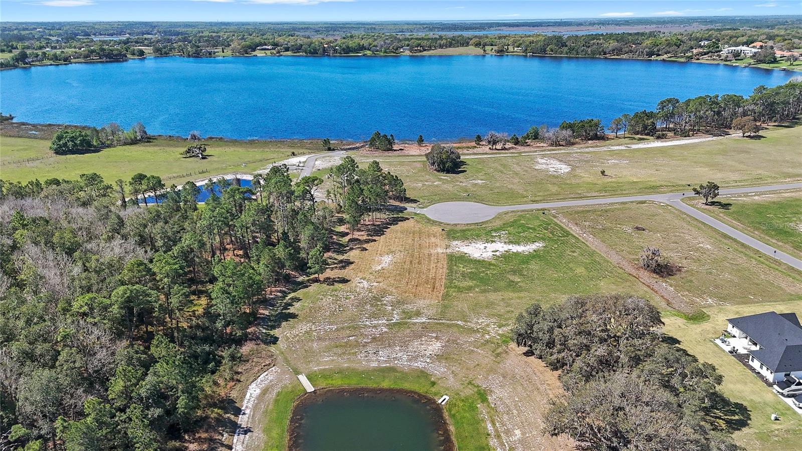 SHORELINE RANCH - Residential