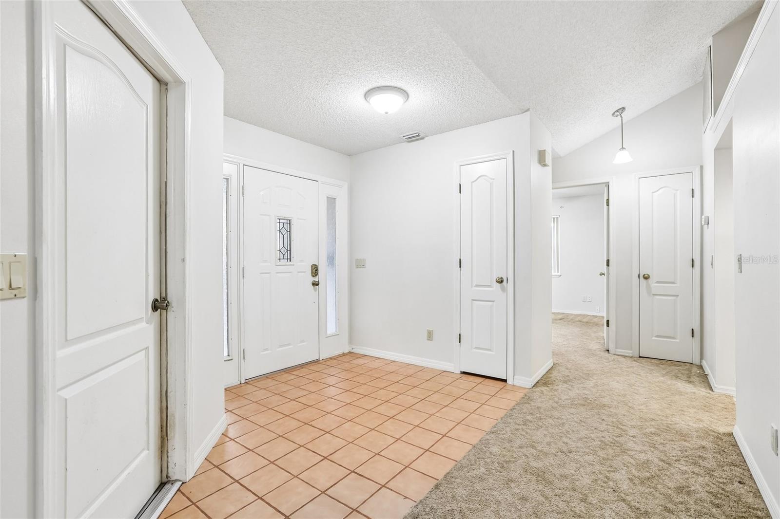 SILVER OAKS PH 01 - Residential