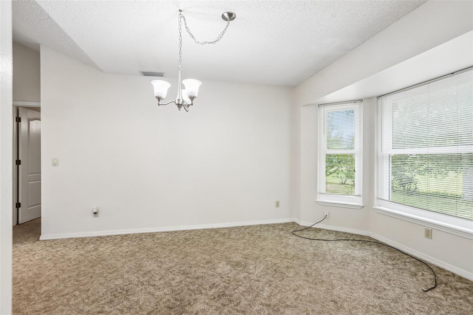 SILVER OAKS PH 01 - Residential