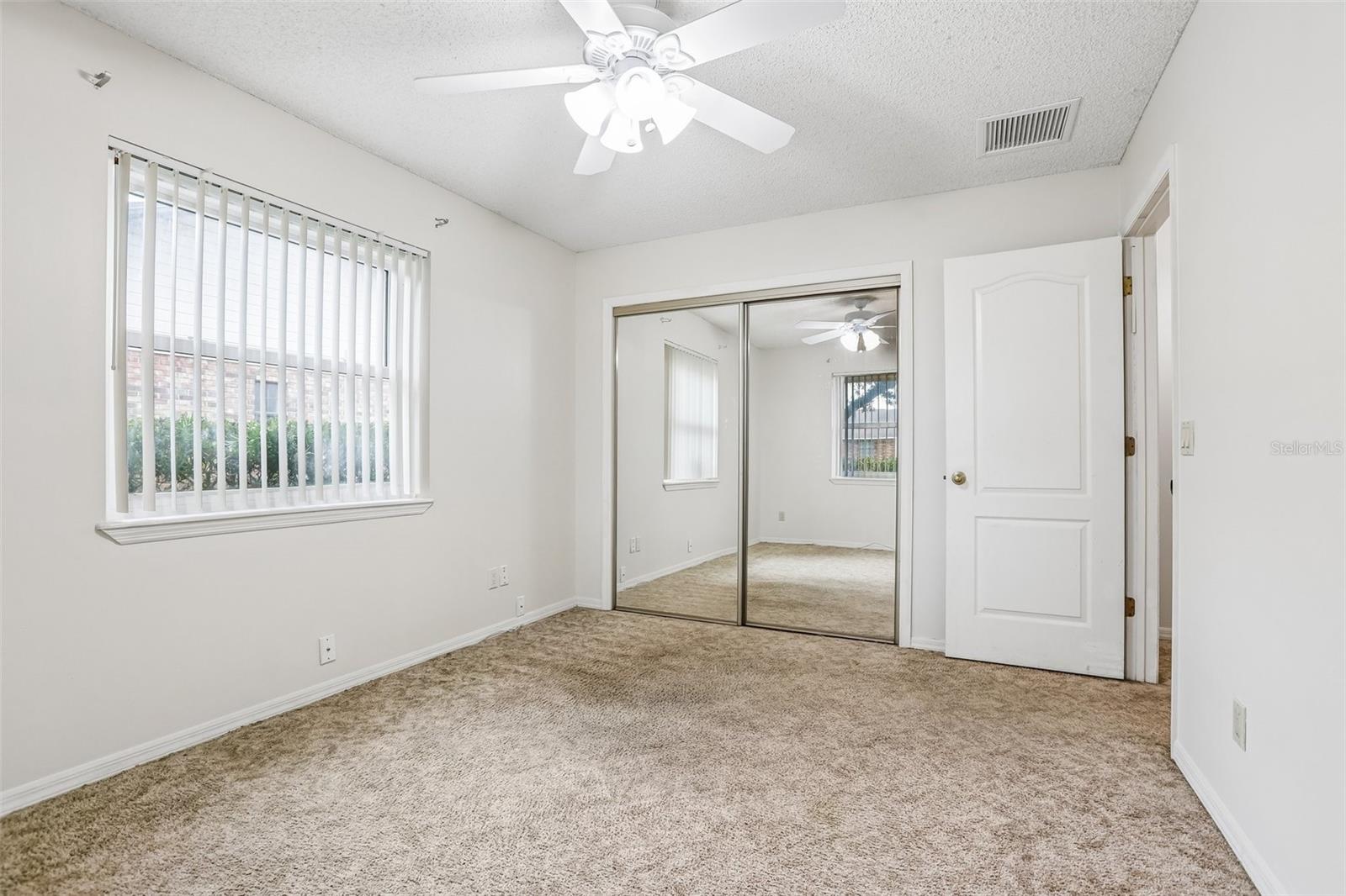 SILVER OAKS PH 01 - Residential
