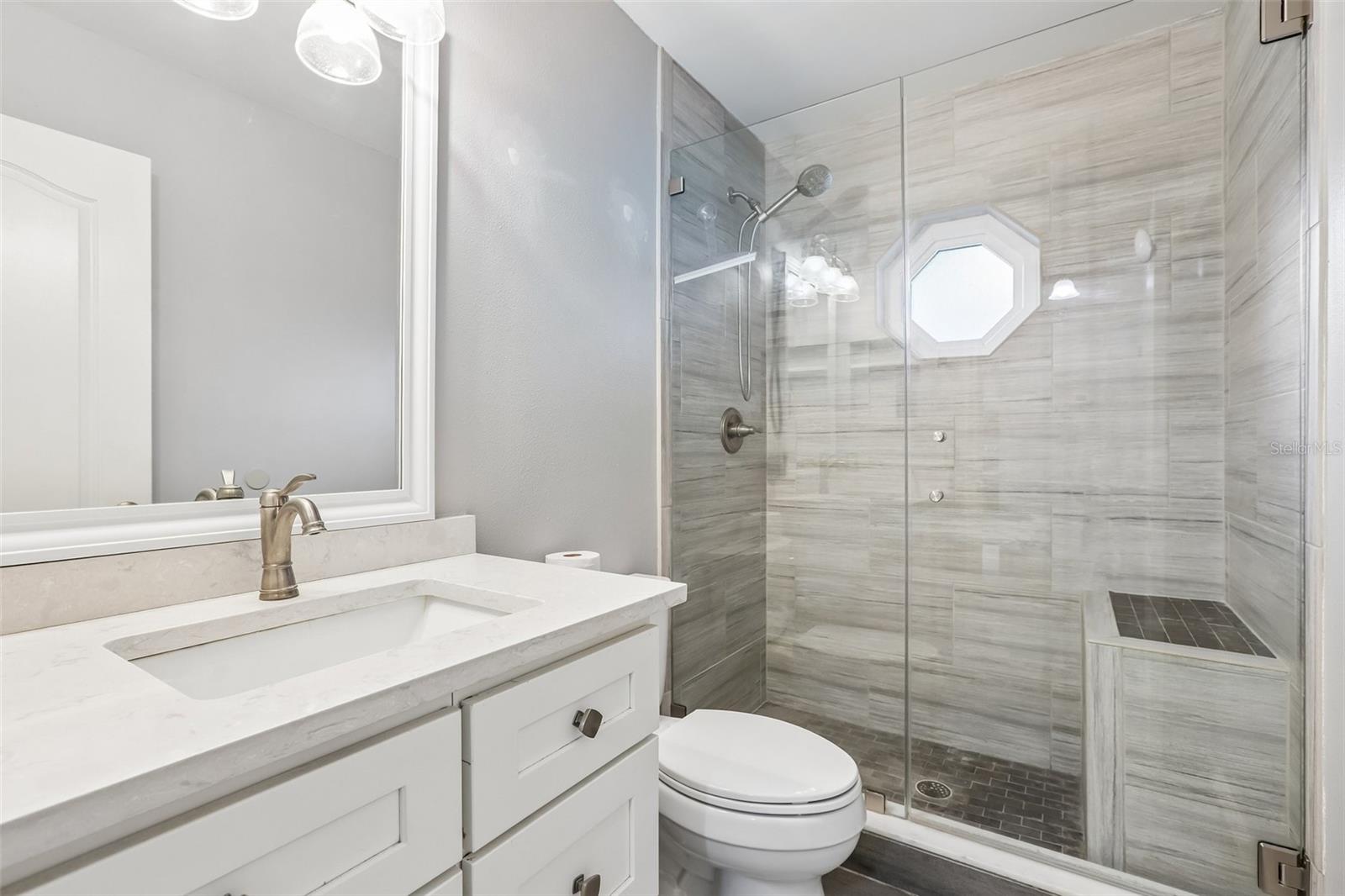 SILVER OAKS PH 01 - Residential