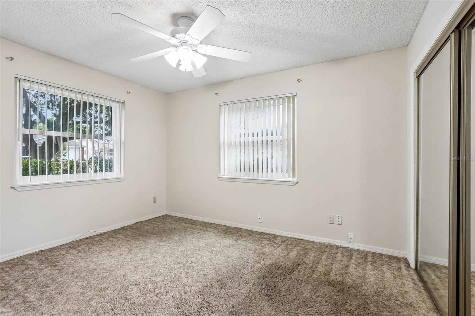 SILVER OAKS PH 01 - Residential