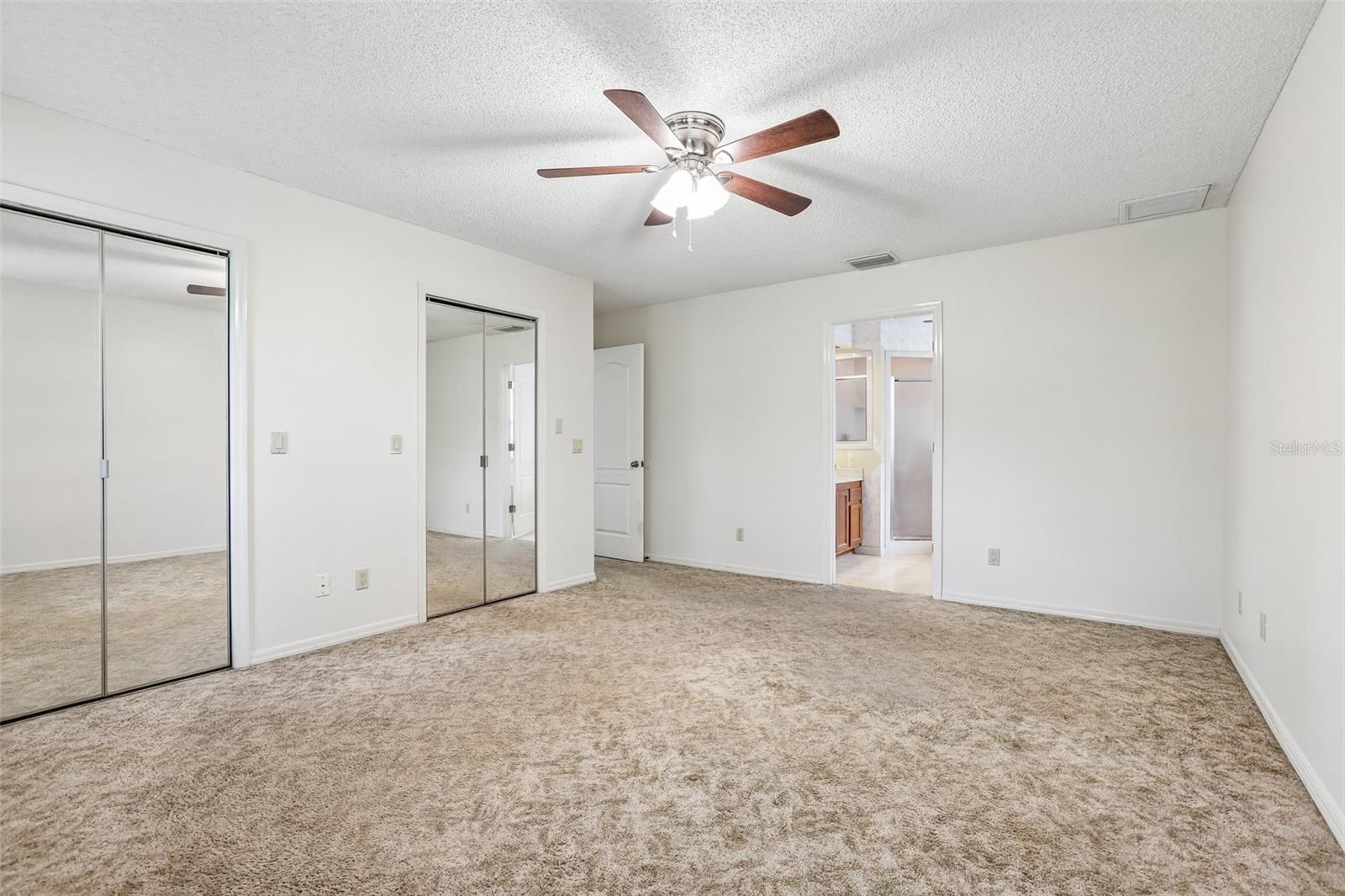 SILVER OAKS PH 01 - Residential