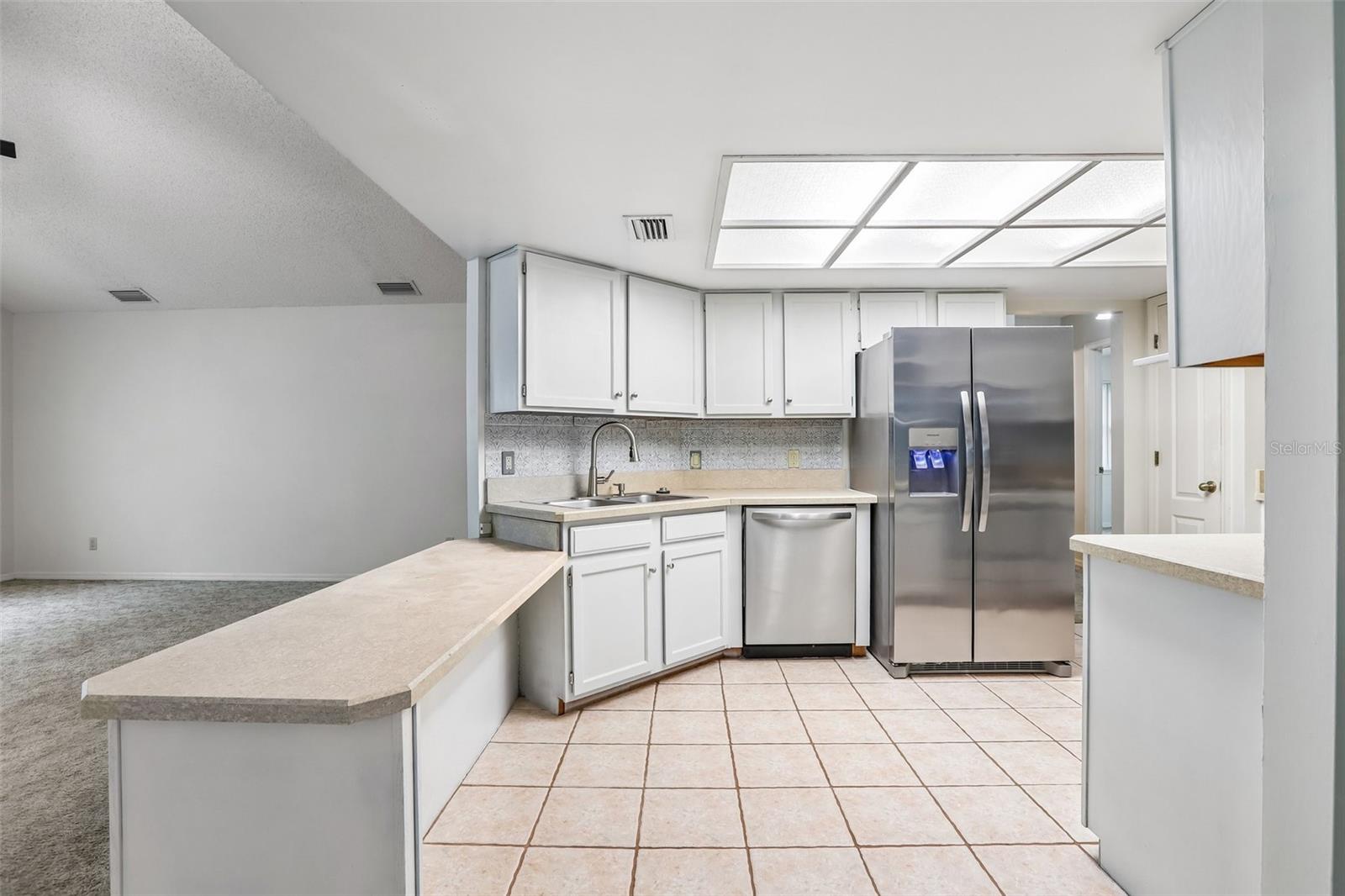 SILVER OAKS PH 01 - Residential