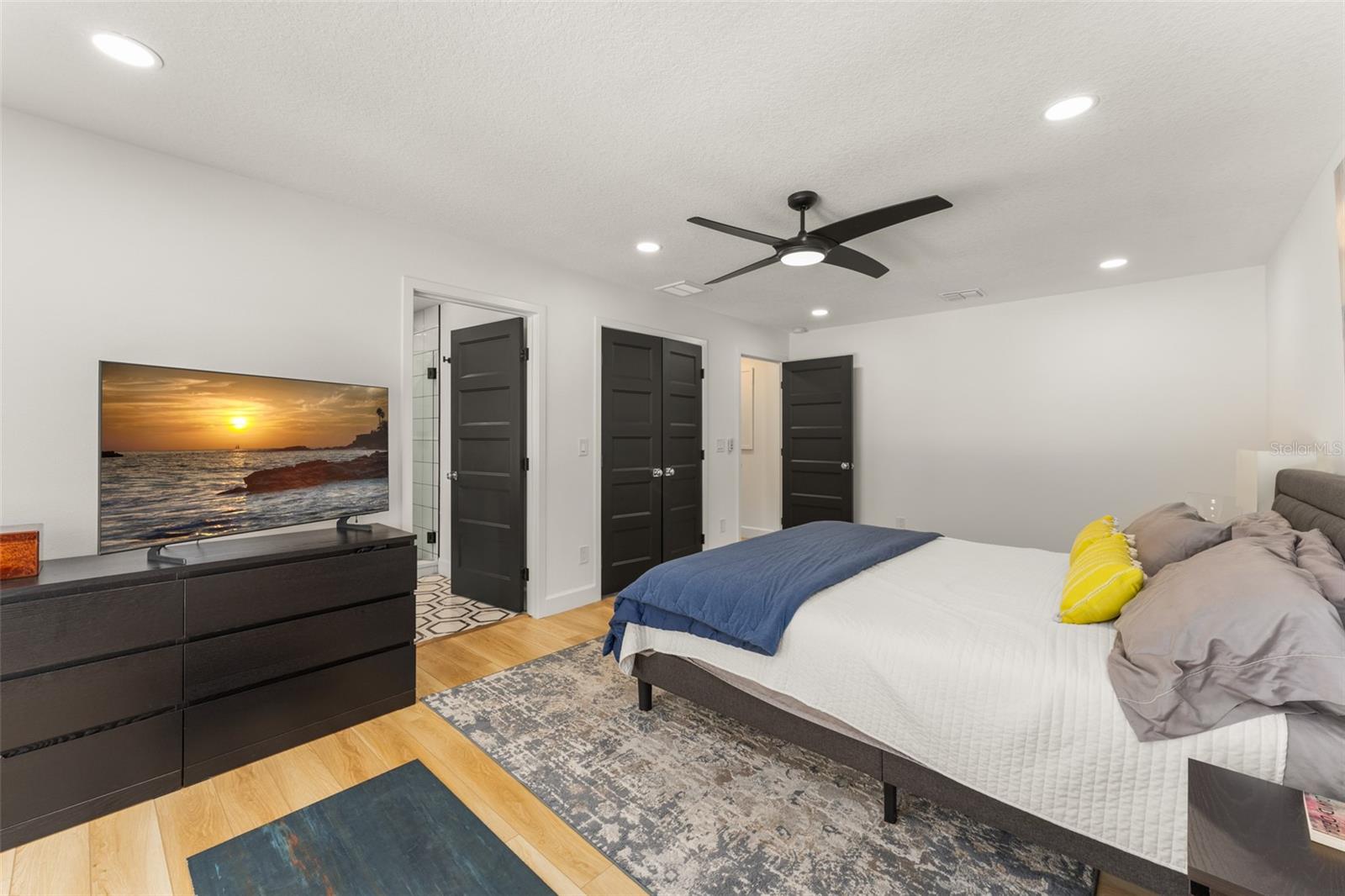 SWEETWATER OAKS SEC 02 - Residential