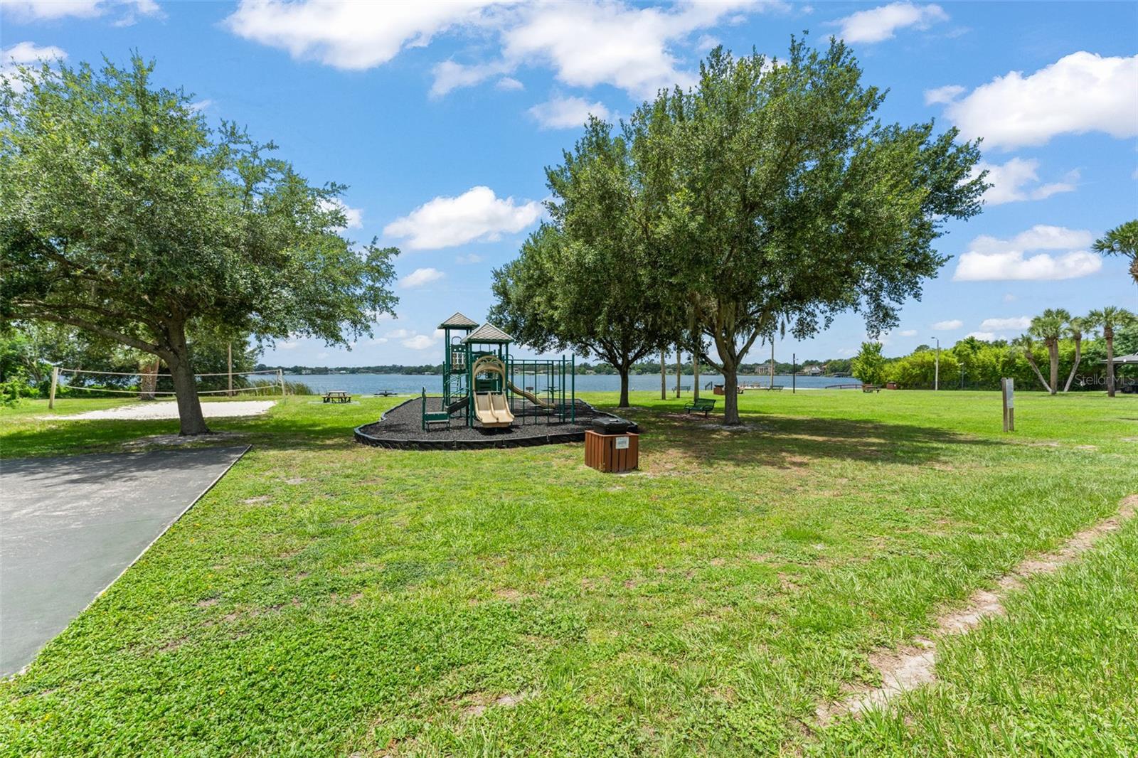 SWEETWATER OAKS SEC 02 - Residential