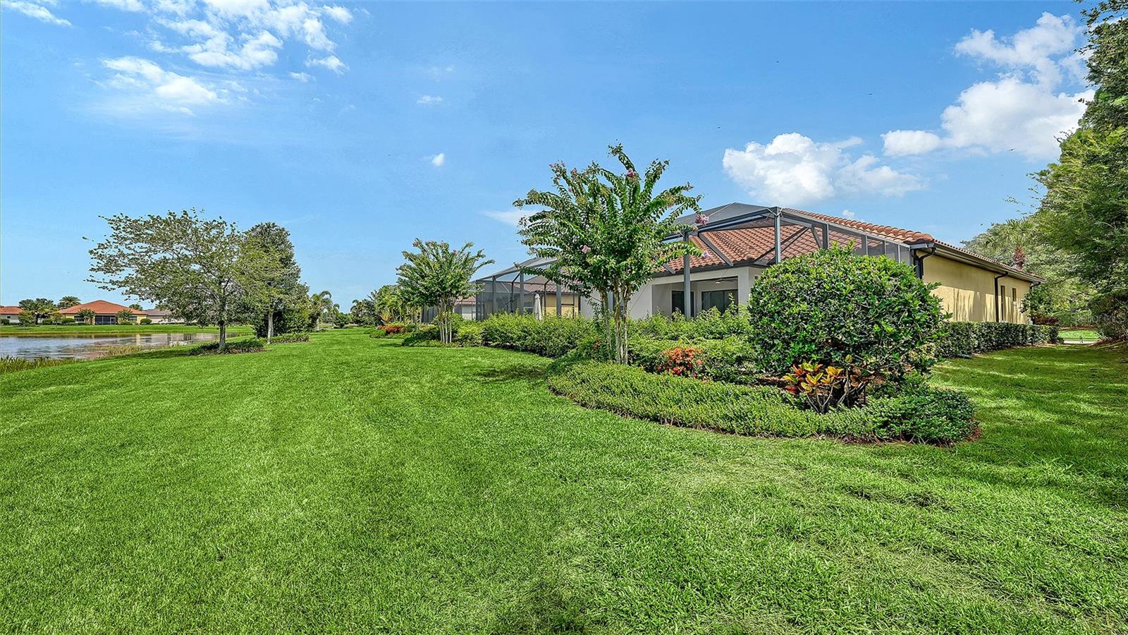 COUNTRY CLUB EAST AT LAKEWD RNCH YY1-4 - Residential