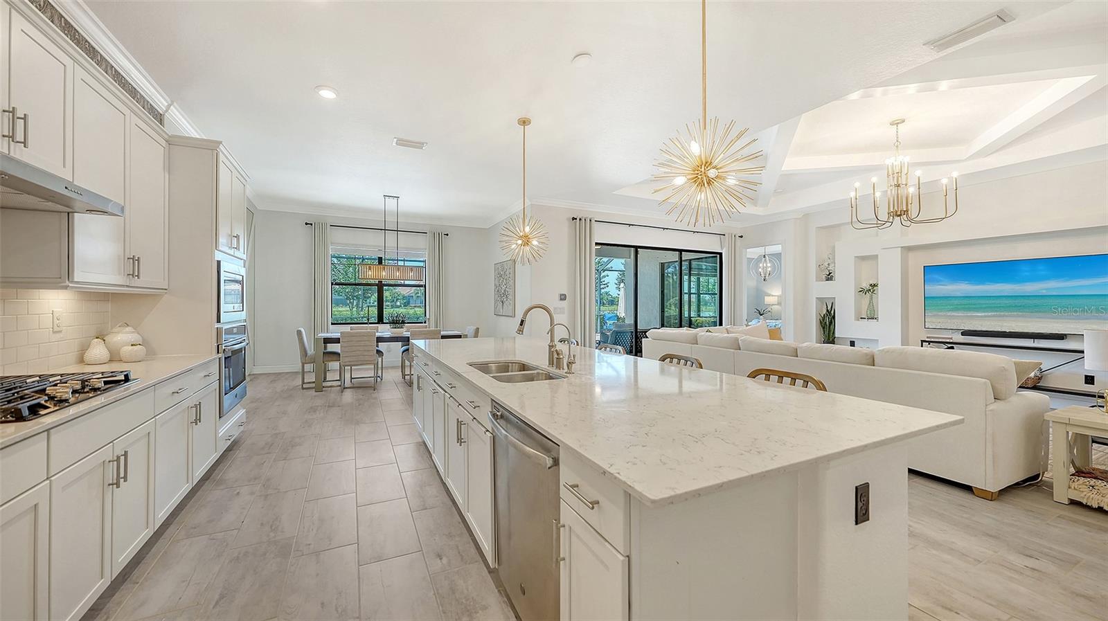 COUNTRY CLUB EAST AT LAKEWD RNCH YY1-4 - Residential