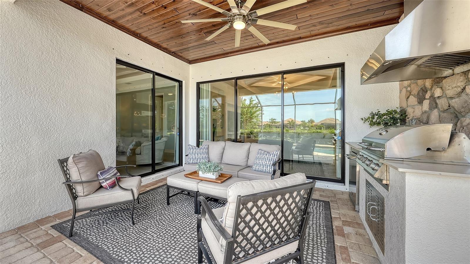 COUNTRY CLUB EAST AT LAKEWD RNCH YY1-4 - Residential