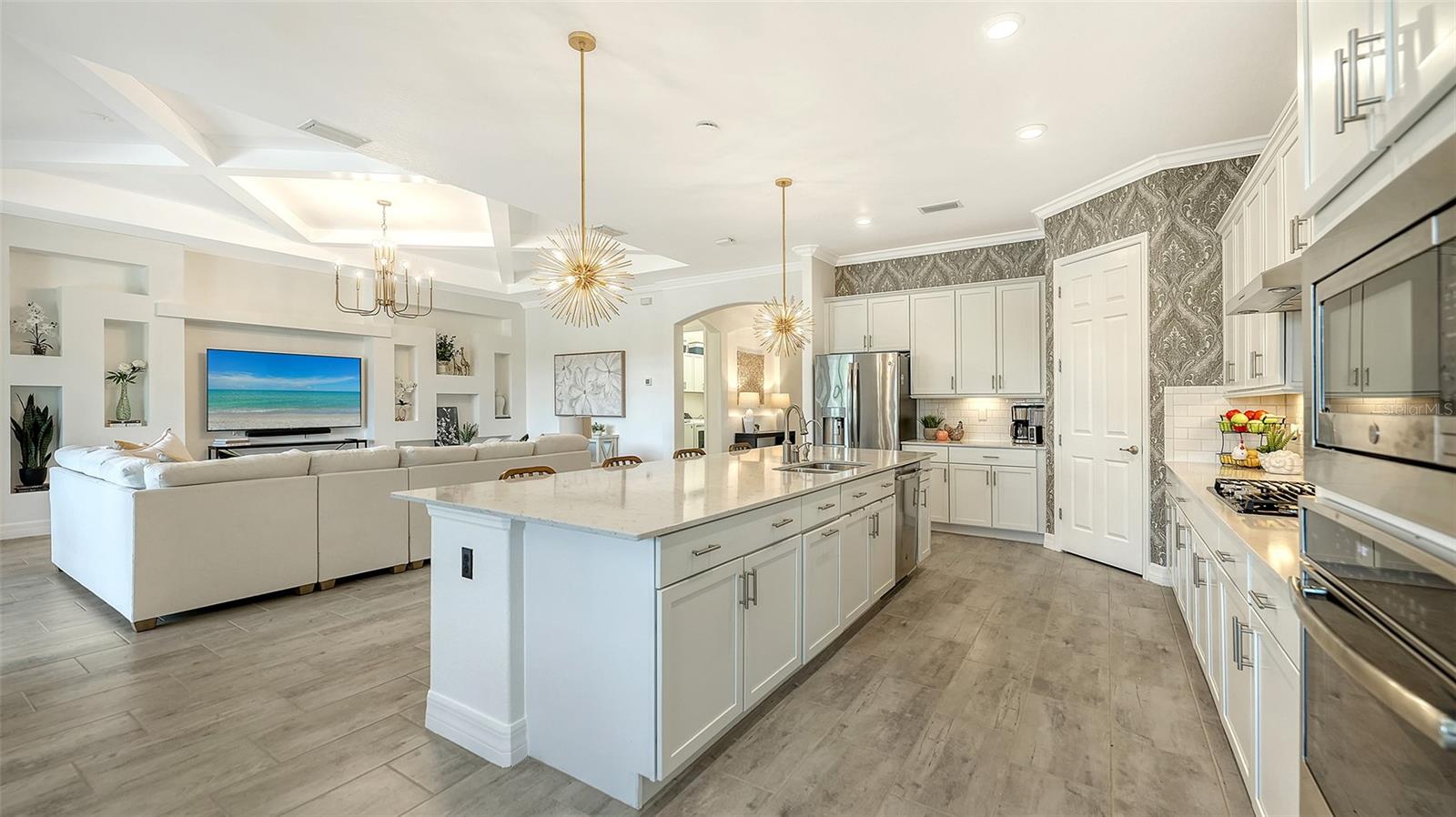 COUNTRY CLUB EAST AT LAKEWD RNCH YY1-4 - Residential