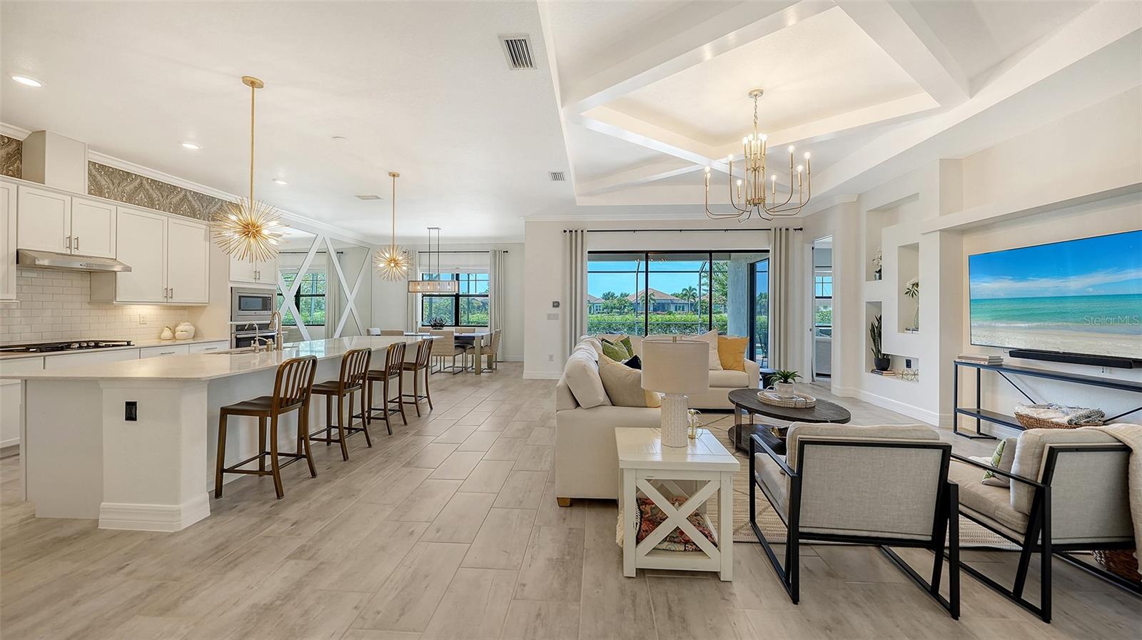 COUNTRY CLUB EAST AT LAKEWD RNCH YY1-4 - Residential