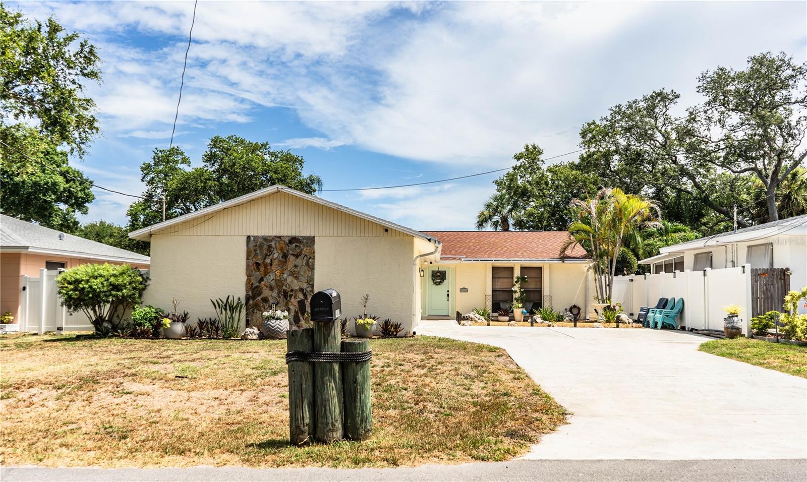 BAYVIEW ESTATES OF INDIAN ROCKS - Residential