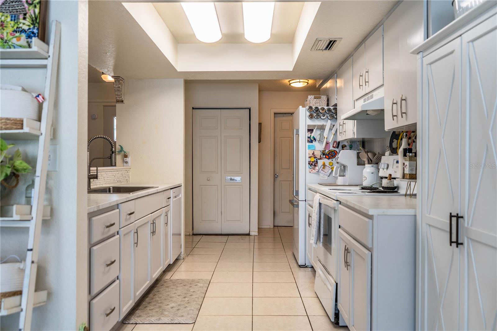 BAYVIEW ESTATES OF INDIAN ROCKS - Residential