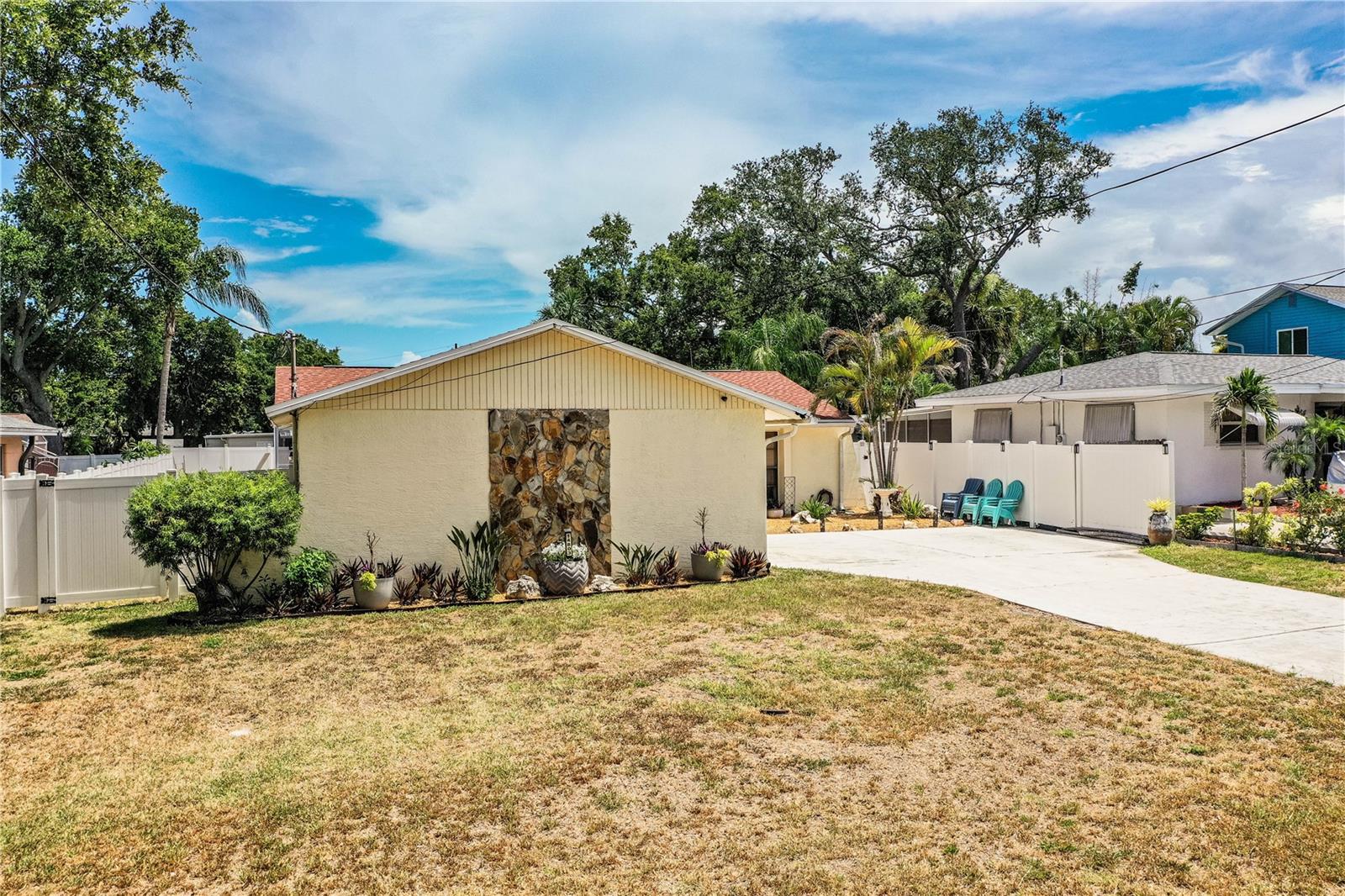 BAYVIEW ESTATES OF INDIAN ROCKS - Residential