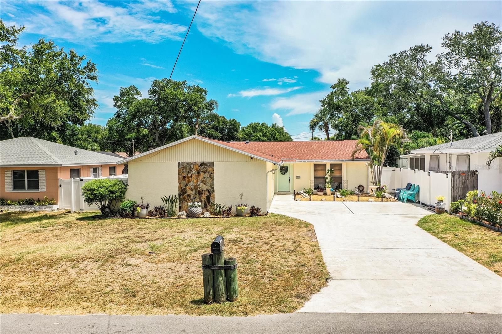 BAYVIEW ESTATES OF INDIAN ROCKS - Residential