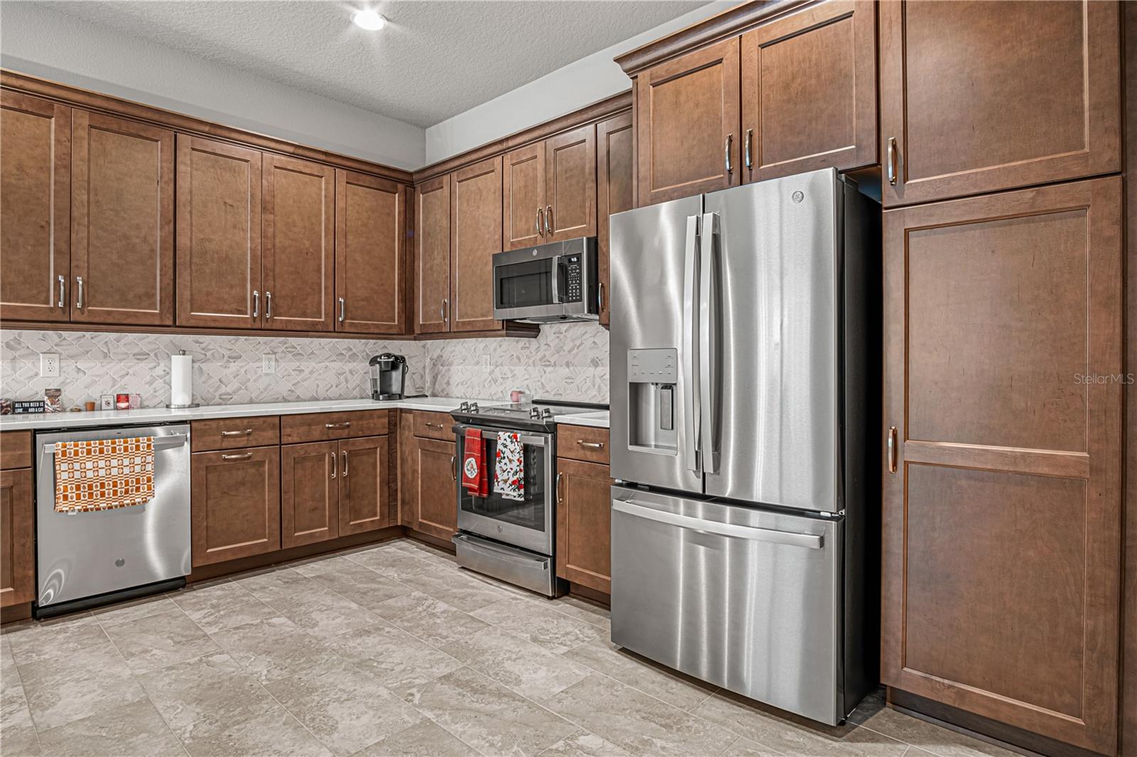 WOODHAVEN PHASE 2 MB 65 PGS 97-114 - Residential
