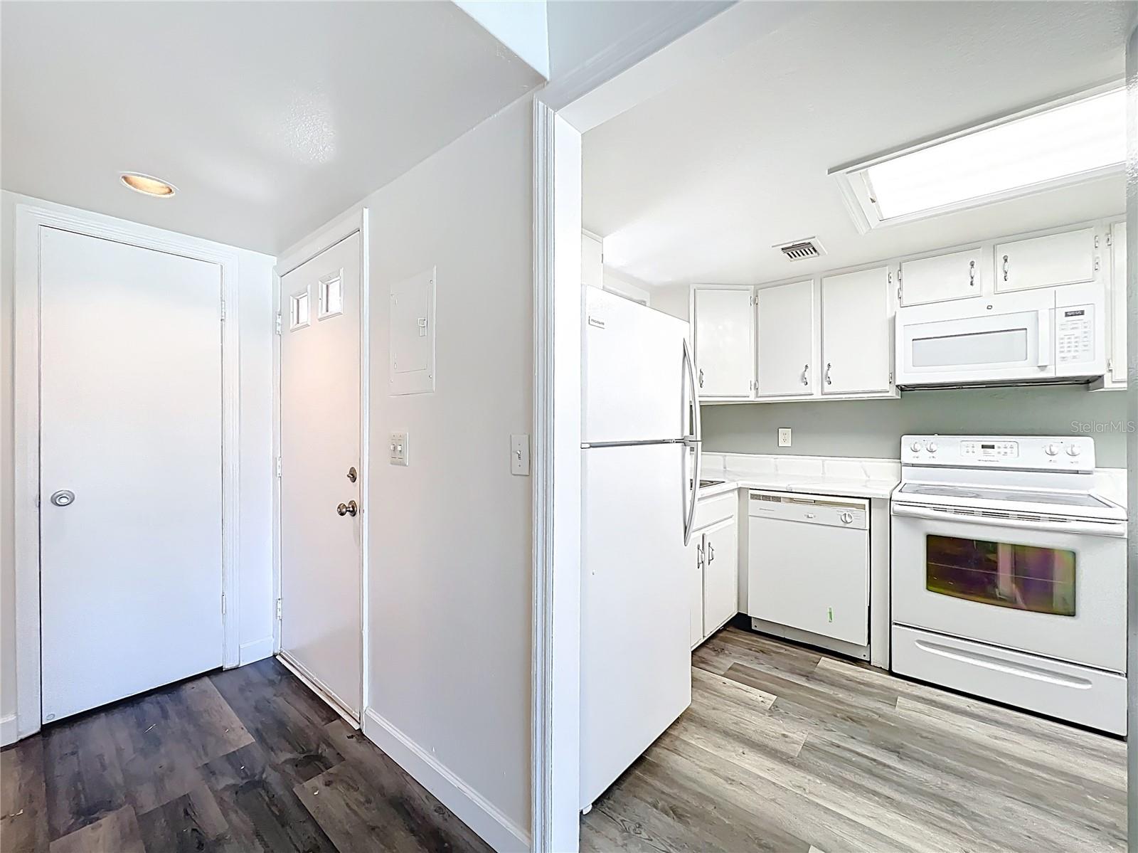 WINTER PARK VILLAS - Residential