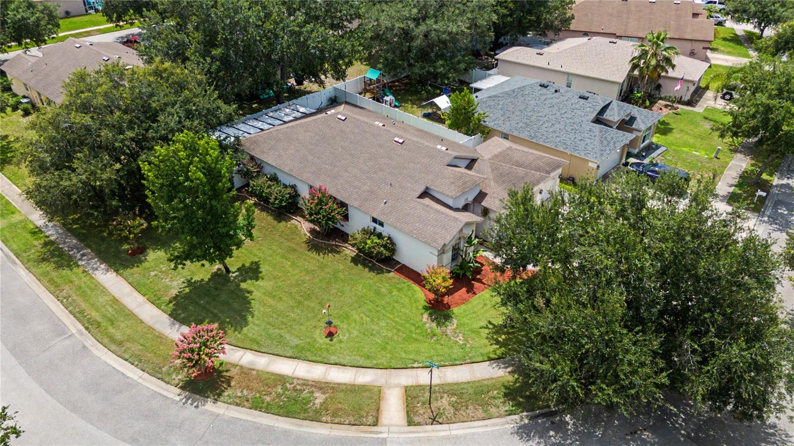 LAKE BERNADETTE - Residential