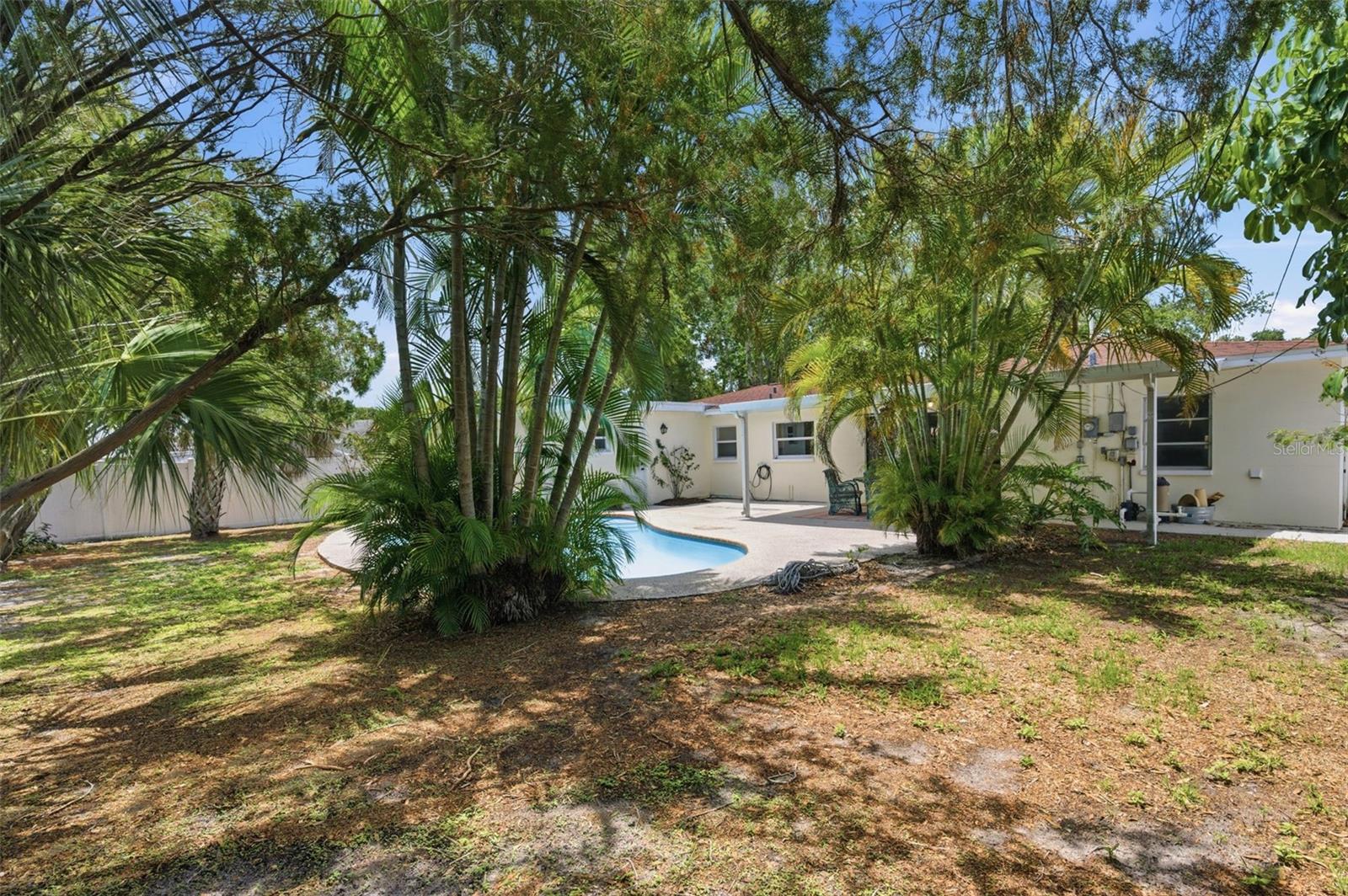 ESQUIRE ESTATES - Residential