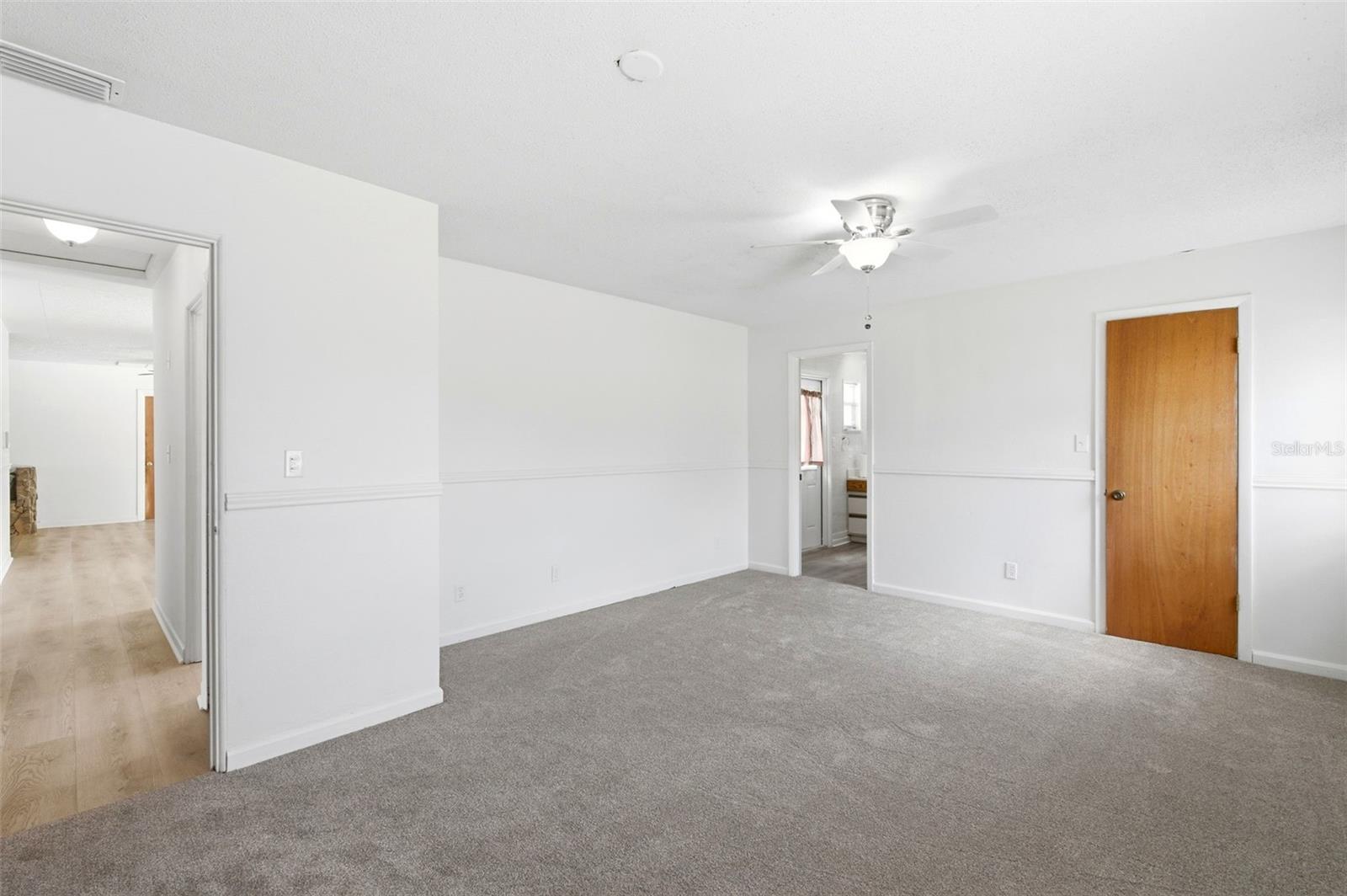 ESQUIRE ESTATES - Residential