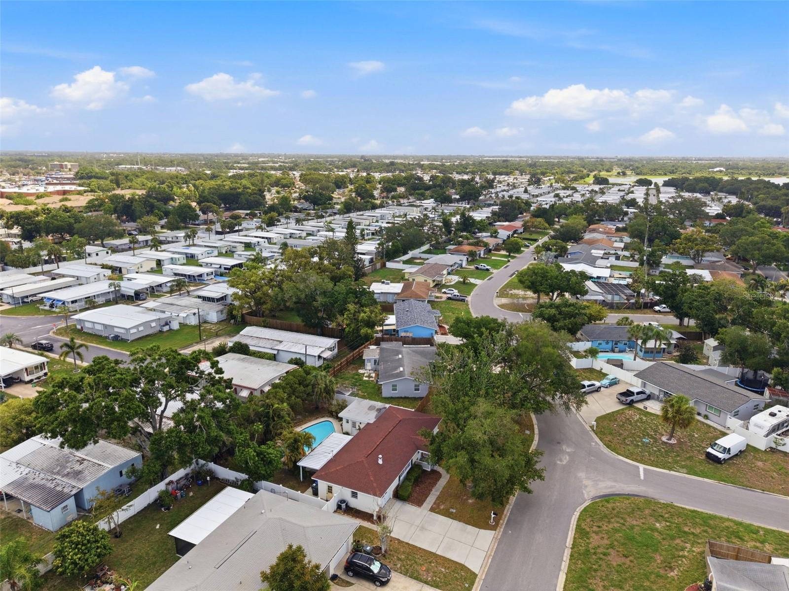 ESQUIRE ESTATES - Residential