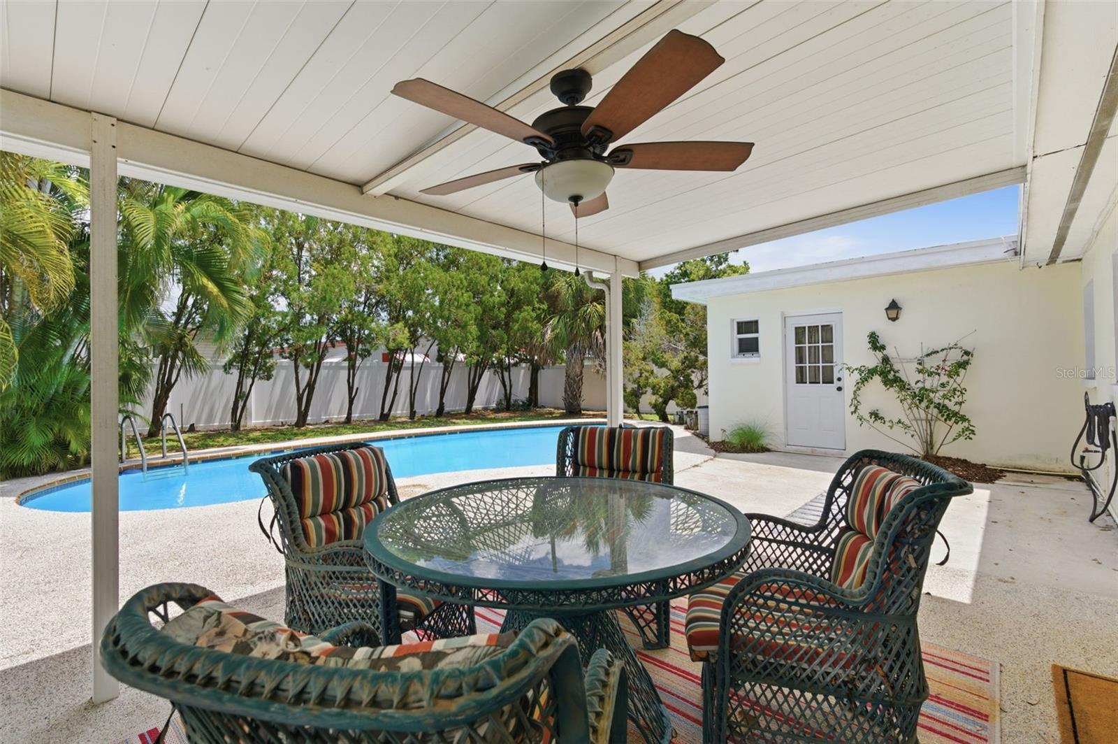 ESQUIRE ESTATES - Residential