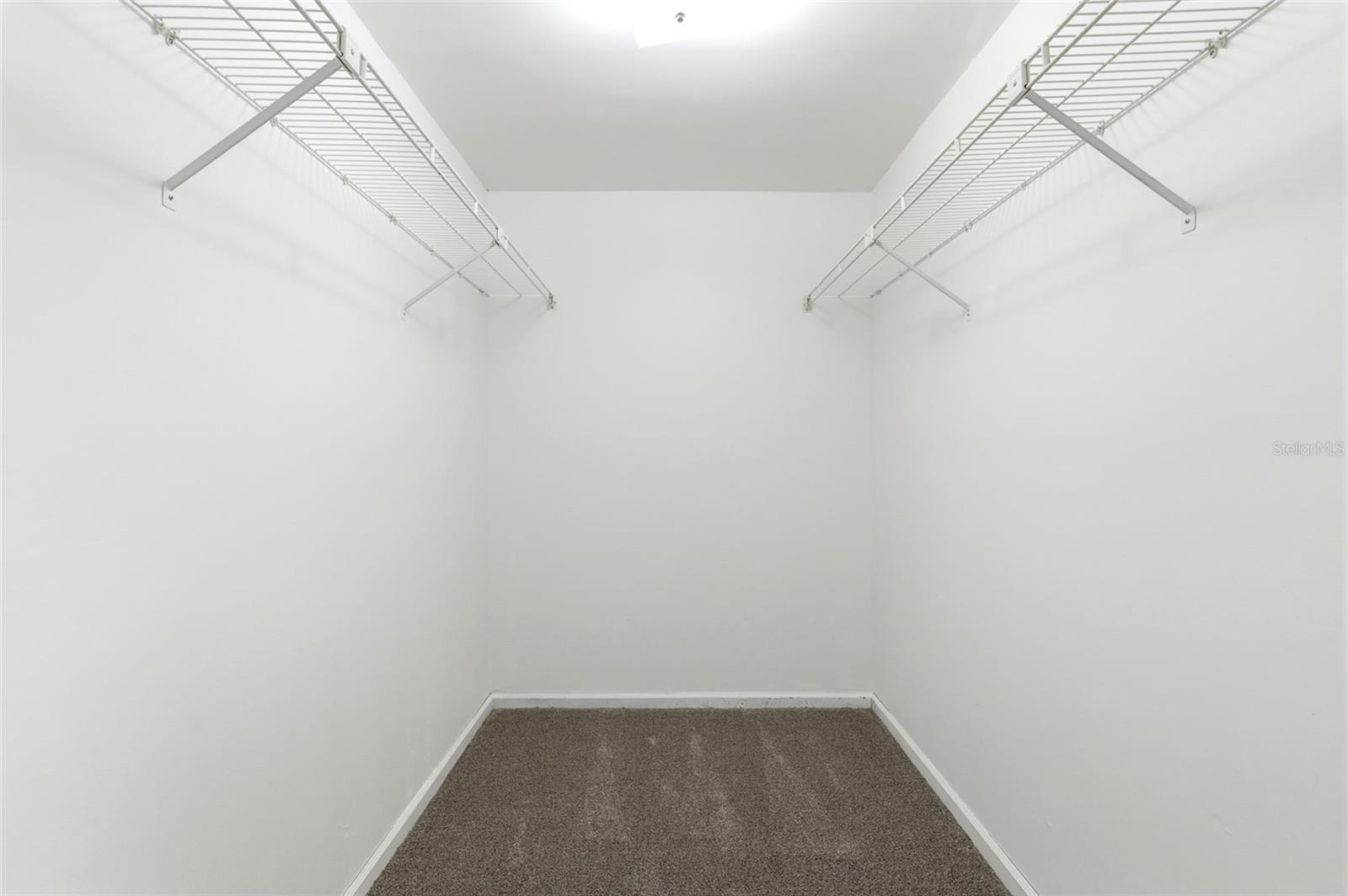 ESQUIRE ESTATES - Residential