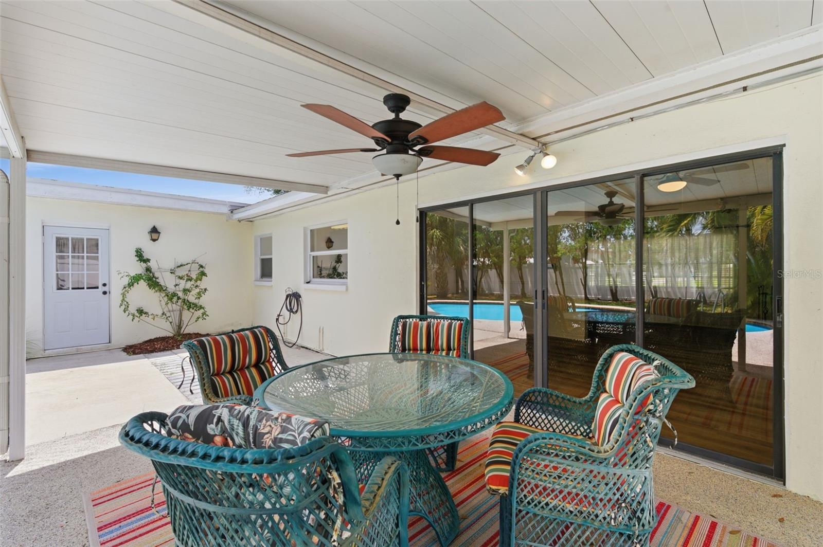 ESQUIRE ESTATES - Residential