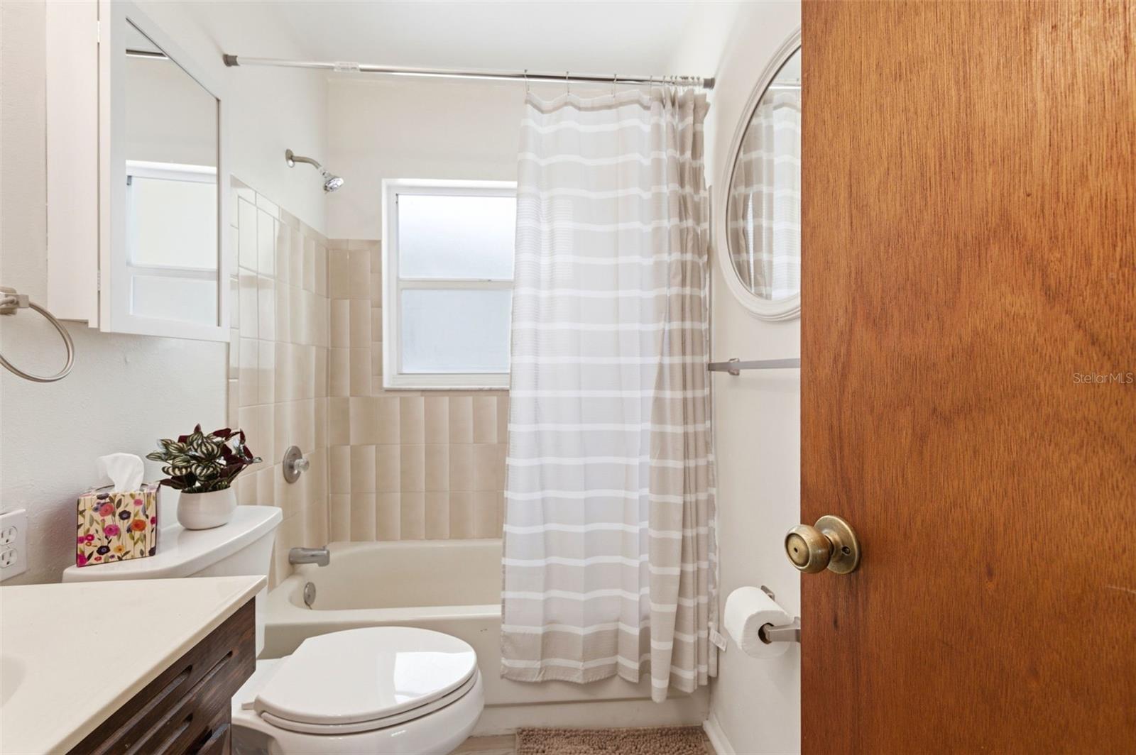 ESQUIRE ESTATES - Residential