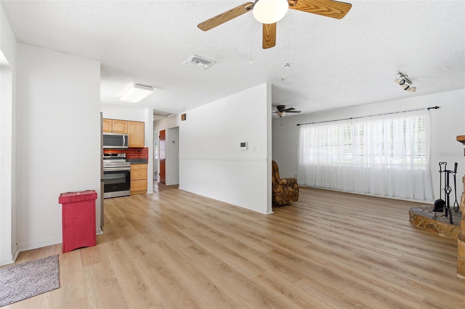 ESQUIRE ESTATES - Residential