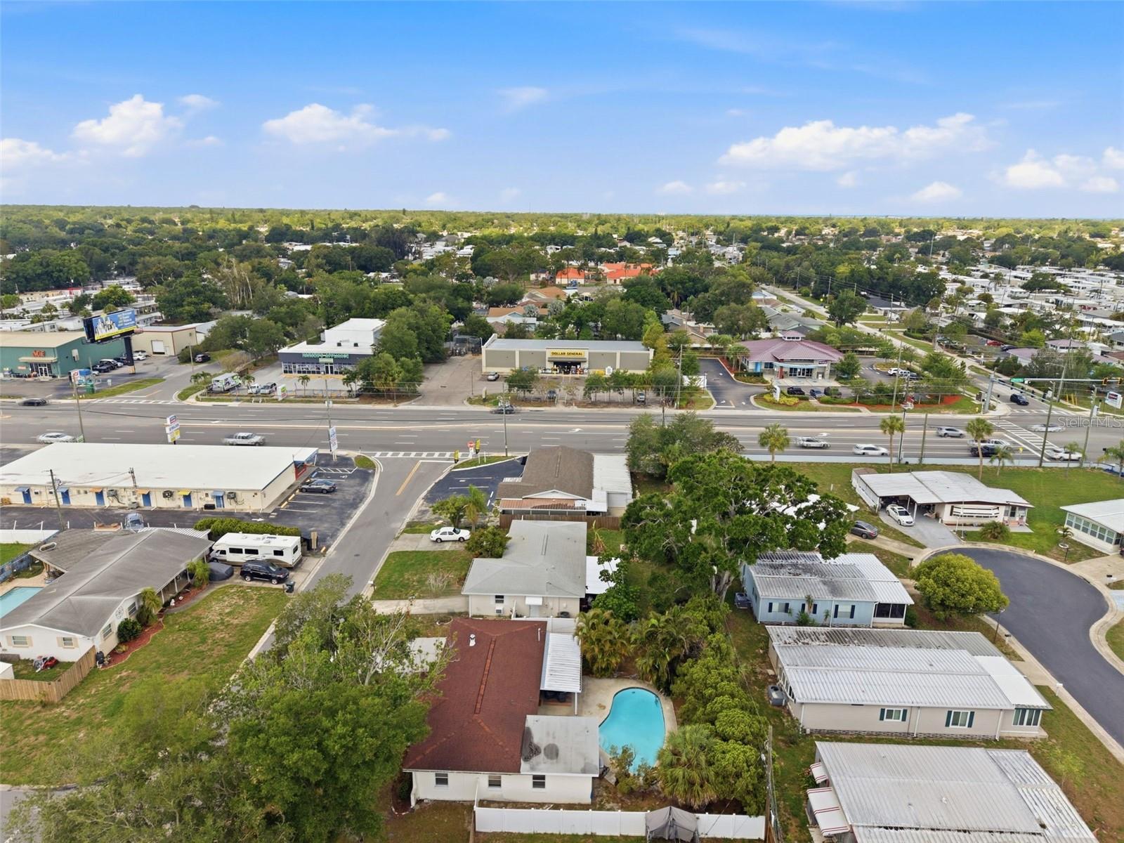 ESQUIRE ESTATES - Residential