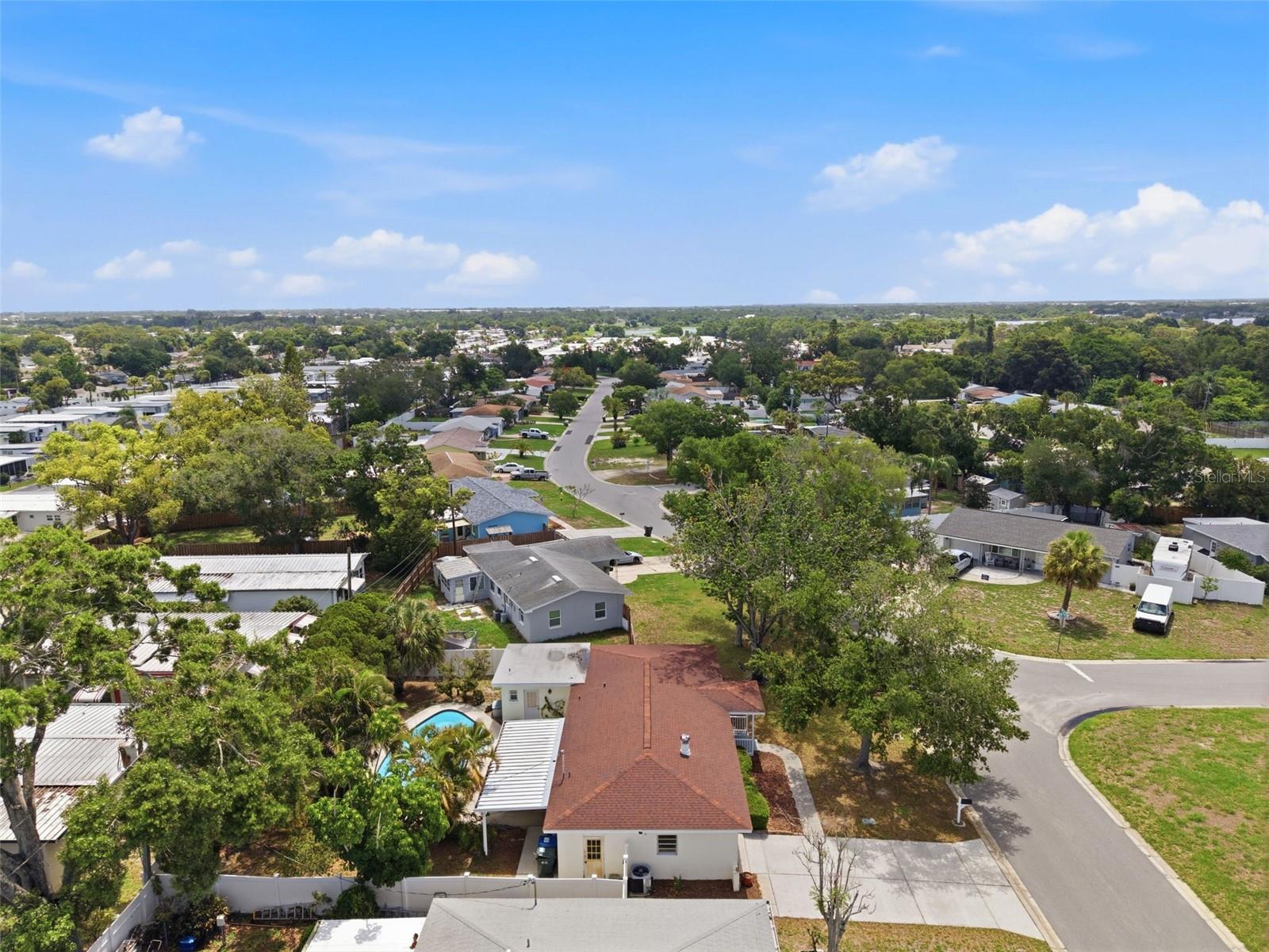 ESQUIRE ESTATES - Residential